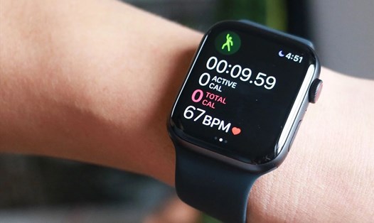 Apple Watch có thể nhận thông báo thay cho iPhone, một tính năng tiện lợi cho người dùng. Ảnh chụp màn hình