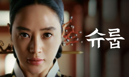 Phim của "chị đại" Kim Hye Soo được yêu thích. Ảnh: Poster tvN.
