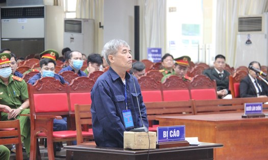 Bị cáo Phan Thanh Hữu tại phiên toà xét xử vụ án buôn lậu 200 triệu lít xăng lậu. Ảnh: Hà Anh Chiến