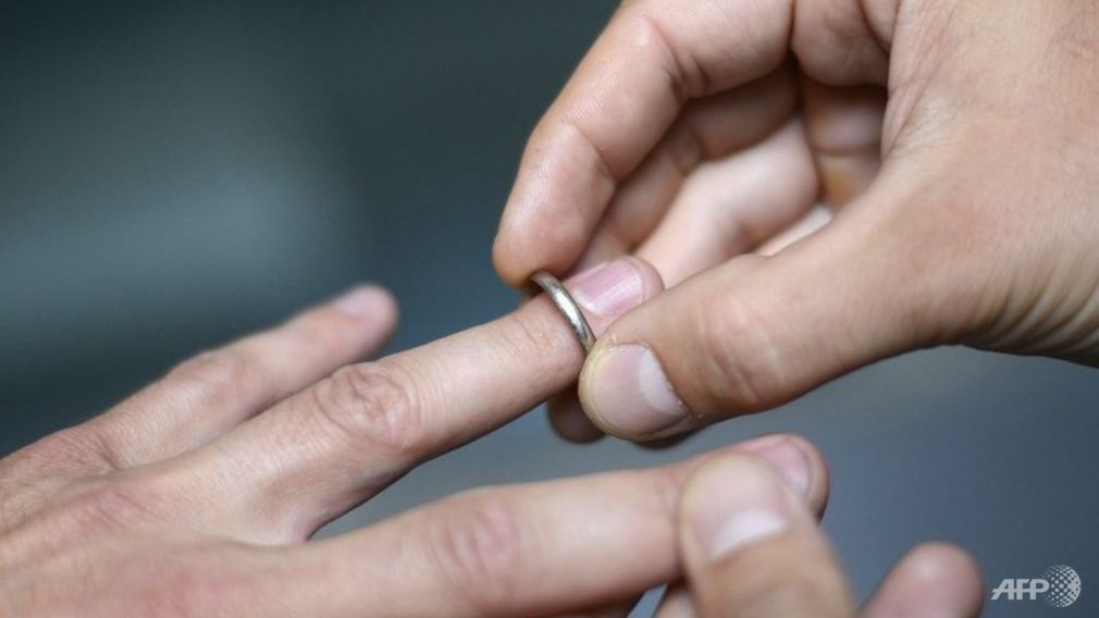 Phân chia tài sản hậu ly hôn là câu chuyện phức tạp. Ảnh: AFP.
