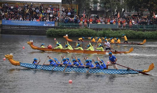 Các đội thi tham gia Bơi chải thuyền rồng TP Hà Nội