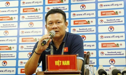 Huấn luyện viên Quốc Tuấn: Không có chuyện U17 Việt Nam sợ Thái Lan. Ảnh: VFF
