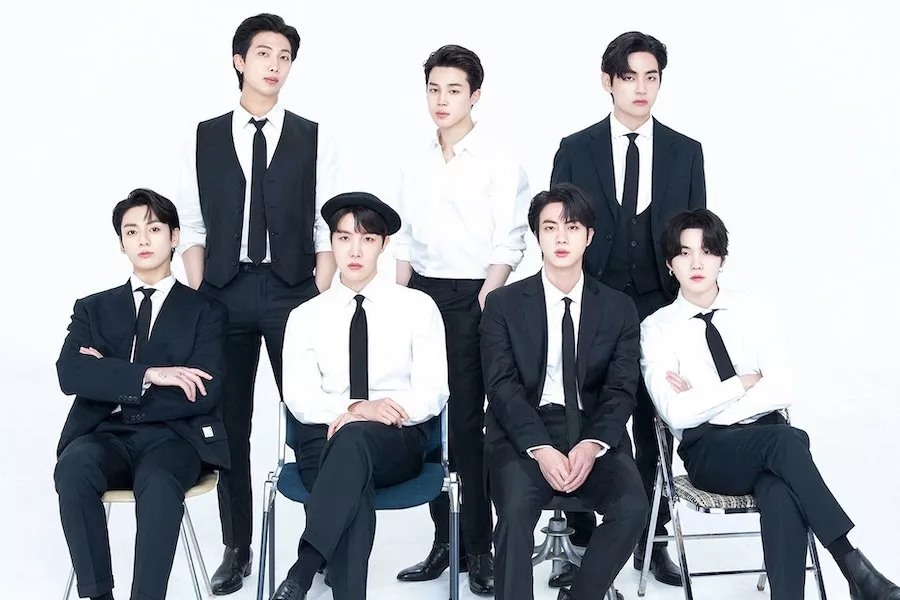 BTS là nhóm nam được yêu thích nhất tháng. Ảnh: CMH.