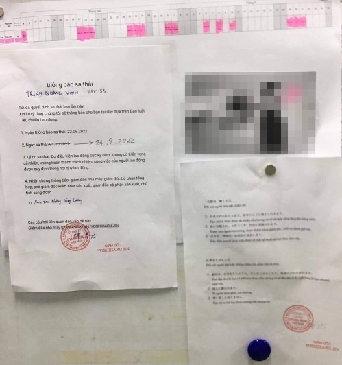 Nhiều công nhân bức xúc vì 2 công nhân xin nghỉ việc nhưng giám đốc công ty lại thông báo sa thải kèm hình ảnh bạo lực. Ảnh: CTV