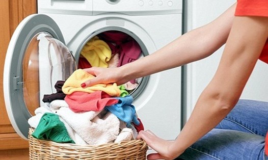 Tham khảo những mẹo sau để tiết kiệm thời gian nhất có thể khi giặt quần áo. Ảnh: ST