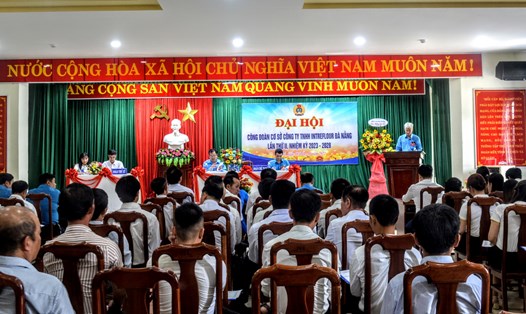 Đơn vị đầu tiên thuộc LĐLĐ quận Sơn Trà, Đà Nẵng tổ chức Đại hội điểm và bầu trực tiếp Chủ tịch Công đoàn cơ sở tại Đại hội. Ảnh: T.M