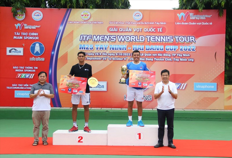 Ly Hoang Nam 贏得了壯觀的 U25 西寧職業網球錦標賽