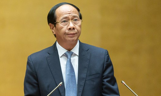 Phó Thủ tướng Chính phủ Lê Văn Thành trình bày tờ trình dự thảo Luật đai (sửa đổi)