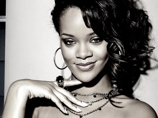 Rihanna returns with a series of major projects after 7 years of absence