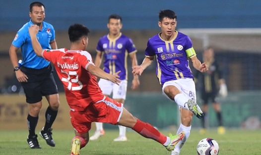 Câu lạc bộ Hà Nội có khả năng nâng cúp vô địch sớm một vòng đấu. Ảnh: Minh Dân