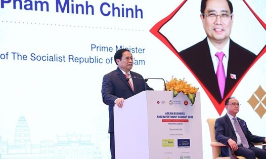 Thủ tướng Phạm Minh Chính phát biểu tại Hội nghị Thượng đỉnh kinh doanh và đầu tư ASEAN (ASEAN BIS). Ảnh: VGP