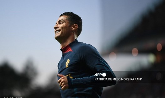 Ronaldo vẫn là thủ lĩnh của tuyển Bồ Đào Nha tại World Cup năm nay.   Ảnh: AFP