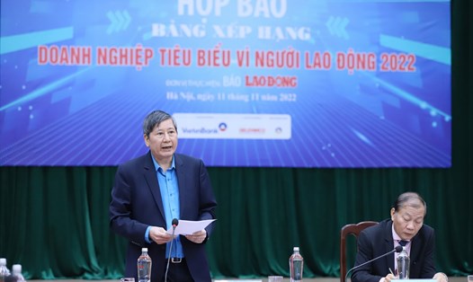 Ông Trần Thanh Hải – Phó Chủ tịch Thường trực Tổng Liên đoàn Lao động Việt Nam - phát biểu tại buổi họp báo. Ảnh: Tô Thế