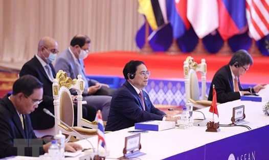 Thủ tướng Phạm Minh Chính dự Phiên toàn thể Hội nghị cấp cao ASEAN lần thứ 40. Ảnh: TTXVN