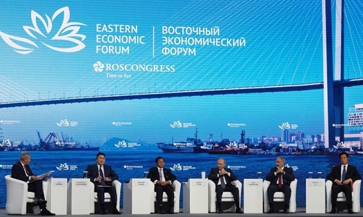 Tổng thống Nga Vladimir Putin tham dự Diễn đàn Kinh tế Phương Đông 2022 tại Vladivostok, Nga, ngày 7.9.2022. Ảnh: Sputnik