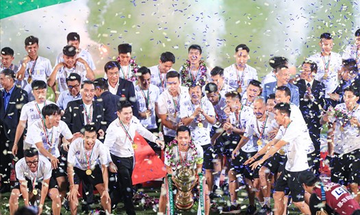 Hà Nội vô địch V.League 2022. Ảnh: Minh Dân