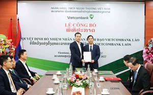 Vietcombank công bố nhiều quyết định nhân sự tại Lào