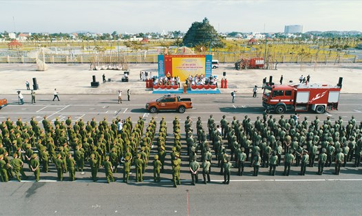 Quang cảnh buổi ra quân đợt cao điểm trấn áp tội phạm của Công an tỉnh Bà Rịa - Vũng Tàu. Ảnh: Huy Na