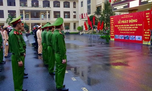 Công an Hà Giang ra quân trấn áp tội phạm dịp Tết 2023. Ảnh: CAHG