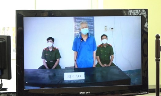 Bị cáo Hồ Hữu Phước bị đưa ra xét xử lần thứ 8. Ảnh chụp màn hình phiên tòa trực tuyến