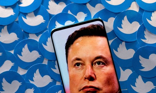 Tỉ phú Elon Musk cho biết mình đang tìm kiếm người thay thế vị trí lãnh đạo Twitter. Ảnh: AFP