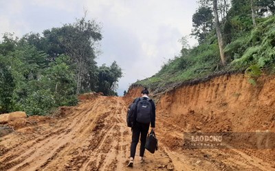 Quãng đường di chuyển đến điểm trường Cao Sơn (Hoành Mô, huyện Bình Liêu). Ảnh nhân vật cung cấp.
