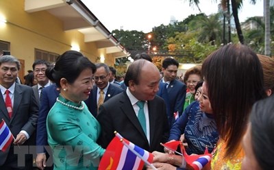 Chủ tịch nước Nguyễn Xuân Phúc gặp gỡ kiều bào tại Thái Lan. Ảnh: TTXVN