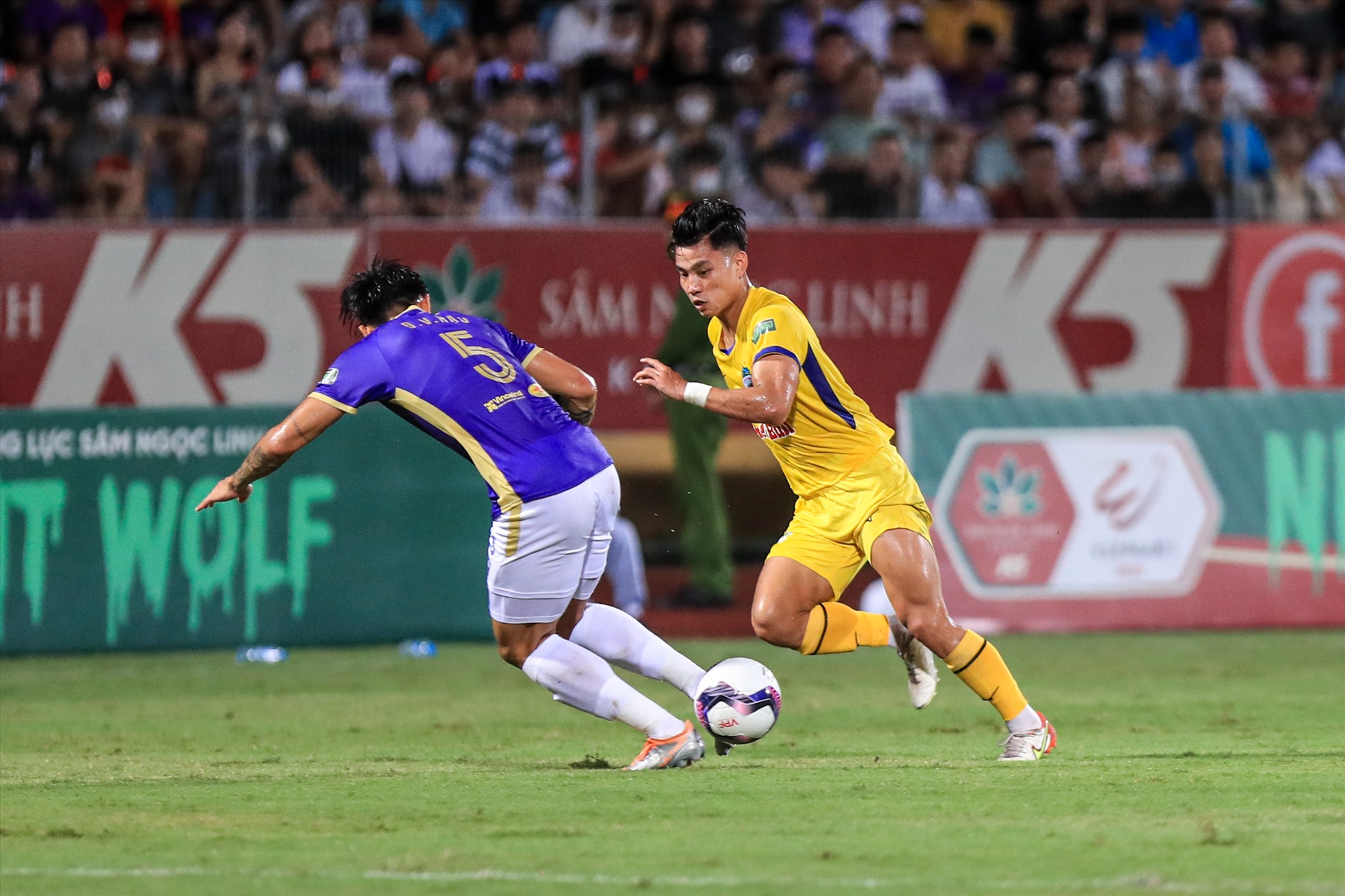 Lịch thi đấu V.League 2022 vòng 26. Ảnh Minh Dân