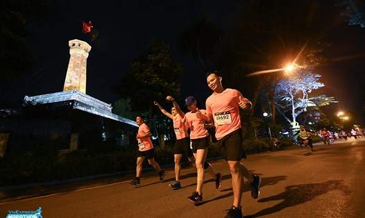 VnExpress Marathon sẽ trở lại với Thủ đô cùng những điều hứa hẹn thú vị trong đêm Hà Nội. Ảnh: VN Marathon