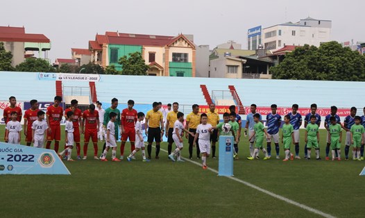 CLB Công an nhân dân (đội chủ sân Ninh Bình) đã chính thức thăng hạng lên chơi tại V.League mùa giải tới. Ảnh: NT