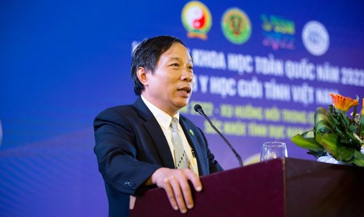 PGS Nguyễn Quang- Chủ tịch Hội Y Học giới Việt Nam. Ảnh: BVCC