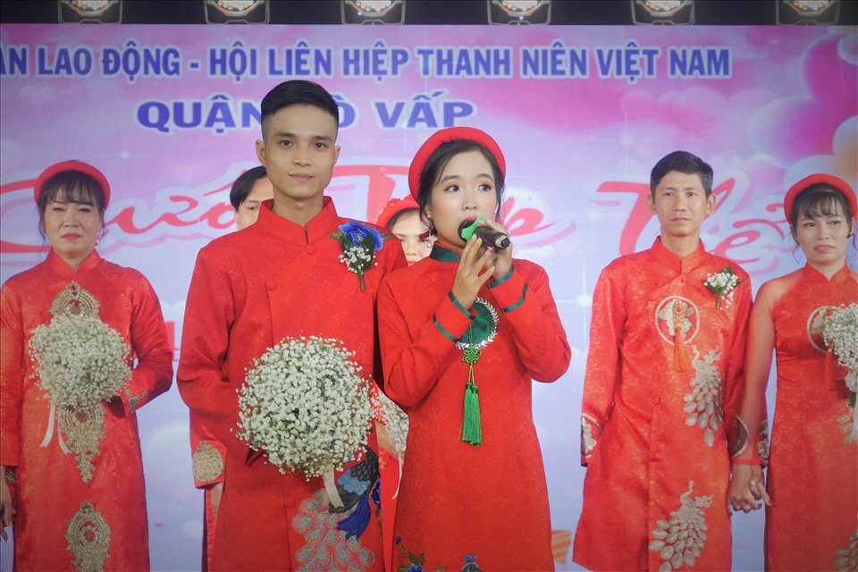 Cần tạo điều kiện để người dân thực hiện thủ tục đăng ký kết hôn. Ảnh: Anh Tú