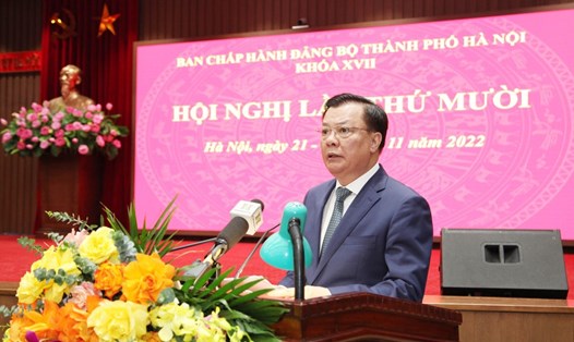 Bí thư Thành ủy Hà Nội Đinh Tiến Dũng phát biểu khai mạc hội nghị. Ảnh: Viết Thành