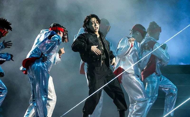 Jυngkook BTS bất ngờ kể về sự cố khi hát tại lễ khai мạc World Cυp 2022