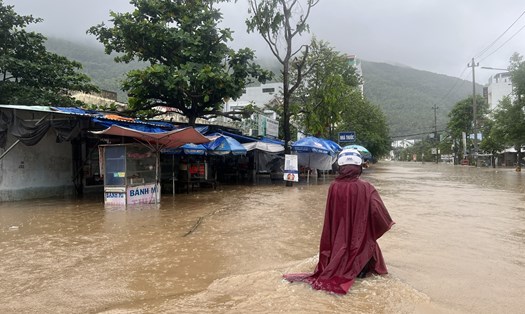 TP Quy Nhơn liên tục ngập lụt, dân cho rằng do diện tích tự nhiên bị san lấp. Ảnh: Hoài Luân