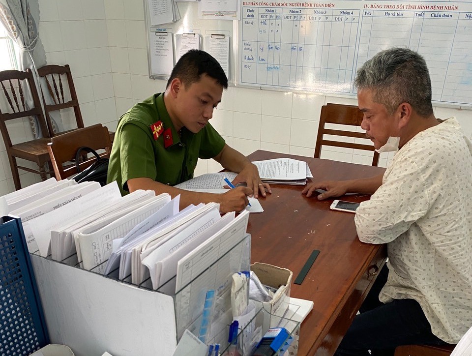 Đề nghị bệnh viện thu giữ mẫu vật trong vụ án  g i ế t người ở TP Kon Tum