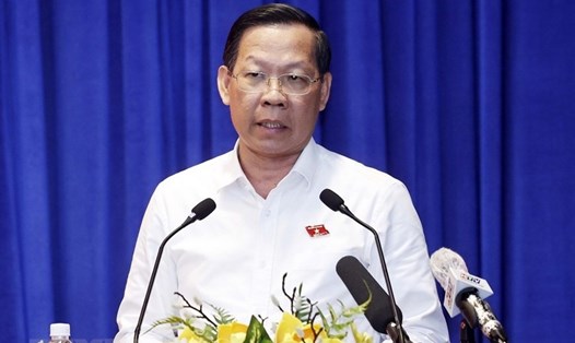 Chủ tịch UBND TPHCM Phan Văn Mãi phát biểu tại buổi tiếp xúc cử tri quận Gò Vấp. Ảnh: TTXVN