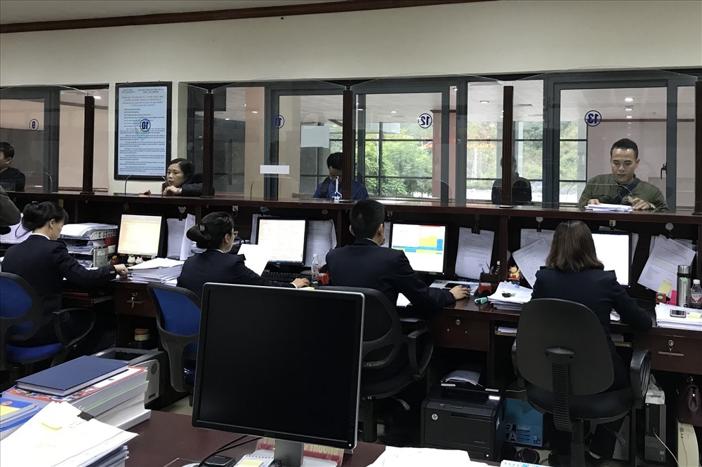Lương công chức thuế thay đổi ra sao khi tăng lương cơ sở từ 1.7.2023?