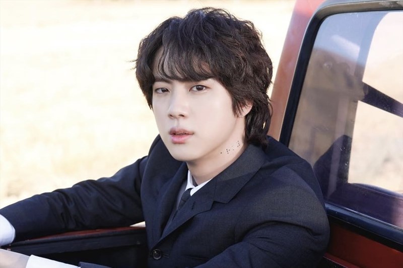 Công ty quản lý phản hồi về thông tin Jin (BTS) nhập ngũ ngày 13.12