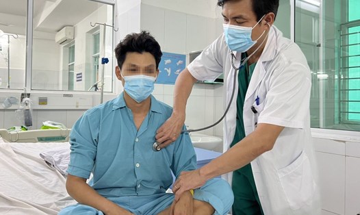 Một bệnh nhân bị ngưng tim vừa được cứu sống tại Đà Nẵng. Ảnh: Bệnh viện cung cấp