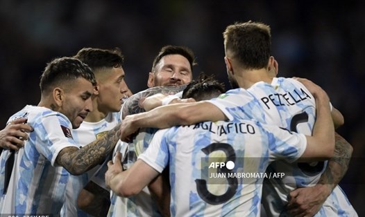 Argentina phải thắng nếu không muốn về nước sớm. Ảnh: AFP