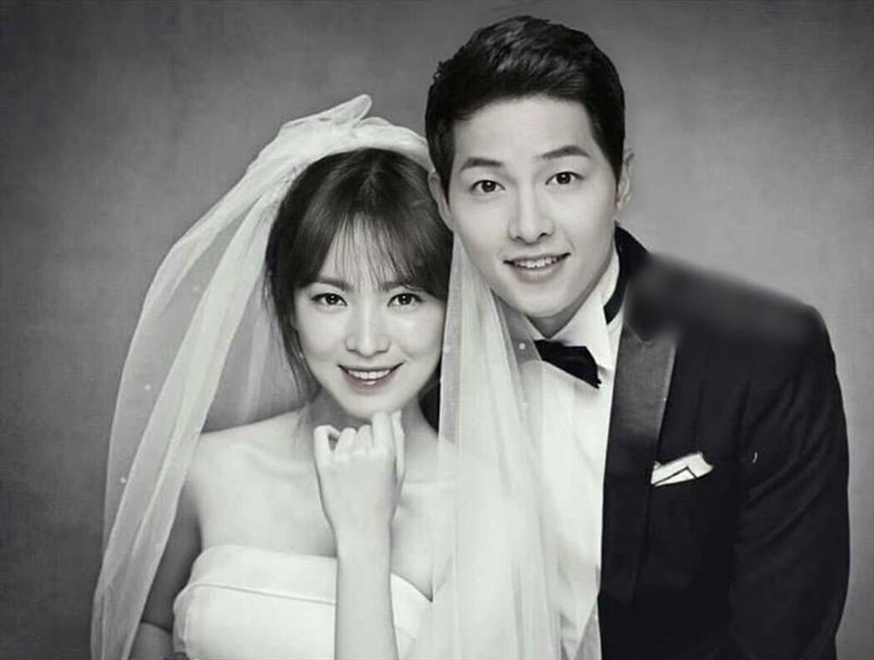 Song Joong Ki liên tục làm phim sau cuộc ly hôn thế kỷ với Song Hye Kyo