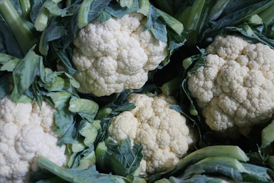 Súp lơ trắng là một trong những loại thực phẩm giúp giảm cholesterol, huyết áp, đường huyết. Ảnh: Thanh Ngọc