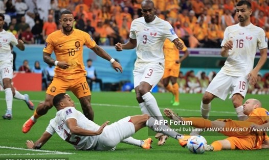 Qatar trong trận thua trước Hà Lan. Ảnh: AFP