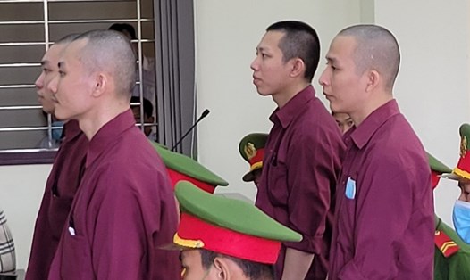 Các bị cáo tại phiên tòa phúc thẩm vụ Tịnh thất Bồng Lai. Ảnh: An Long
