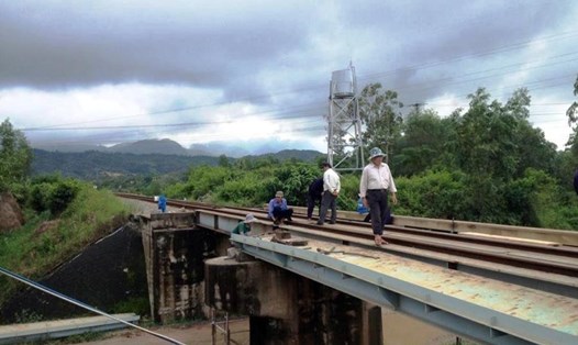 Bộ GTVT triển khai xây dựng 3 cầu vượt đường sắt Hà Nội - TP.HCM. Ảnh: GT