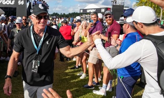 LIV Golf và Ủy viên Greg Norman vẫn muốn hợp tác với PGA Tour. Ảnh: Golf