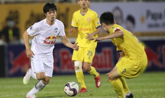 Hoàng Anh Gia Lai tiếp đón Nam Định trên sân nhà vòng 23 V.League. Ảnh: VPF