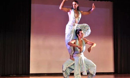 ''Dashavatara" là một tiết mục múa đặc sắc mô tả tuyệt vời về quá trình tiến hóa từ truyền thống tri thức Ấn Độ.