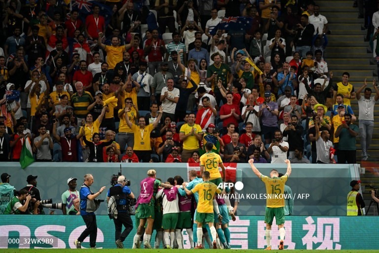 Australia giành vé vào vòng 1/8 World Cup 2022